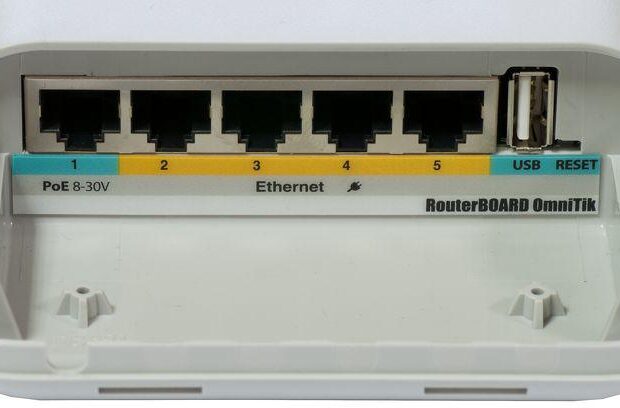 MIKROTIK ROUTERBOARD OmniTIK 5 PoE (RBOmniTikUPA-5HnD)