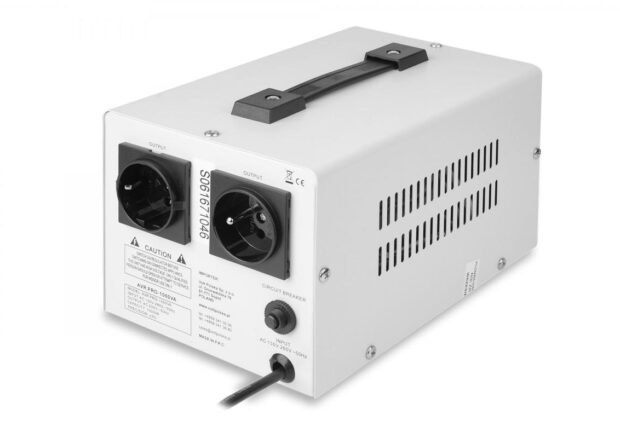 Stabilizator napięcia Volt Polska AVR Pro 1000VA 3% Servo