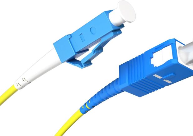 PATCHCORD ŚWIATŁOWODOWY SM 5M SIMPLEX 9/125, LC/UPC-SC/UPC